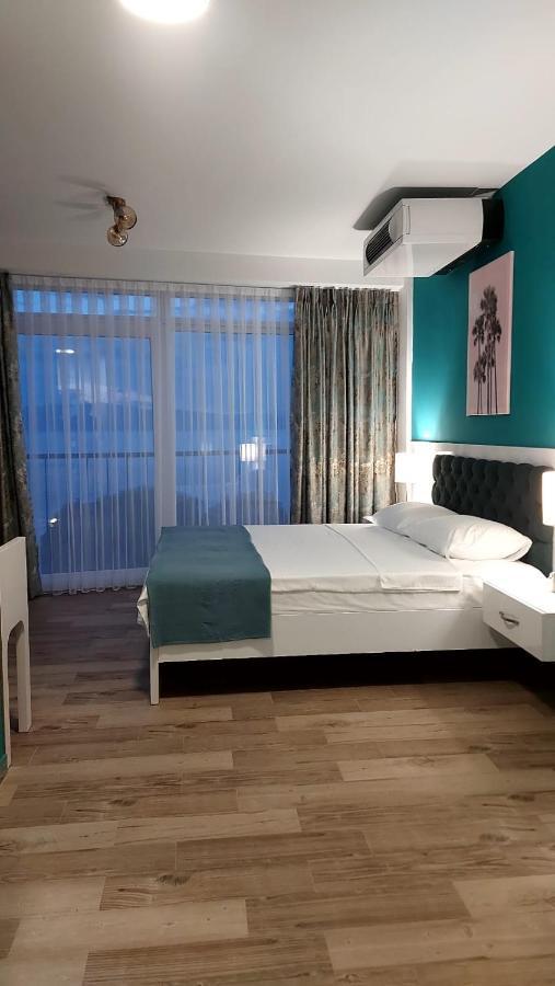 Pier 82 Apartamento