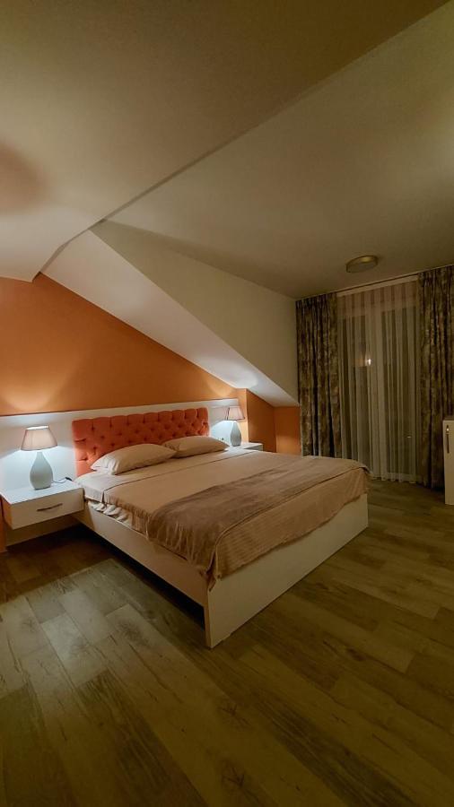 Pier 82 Apartamento Ohrid