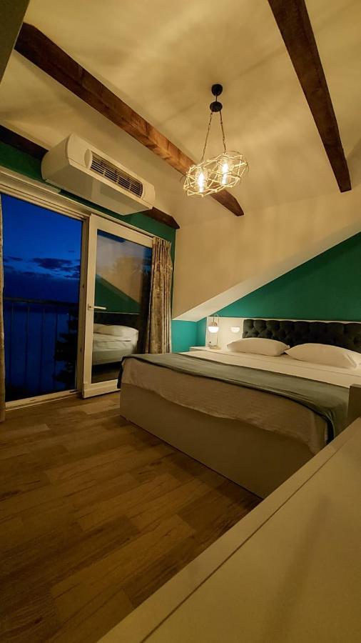Pier 82 Apartamento *
